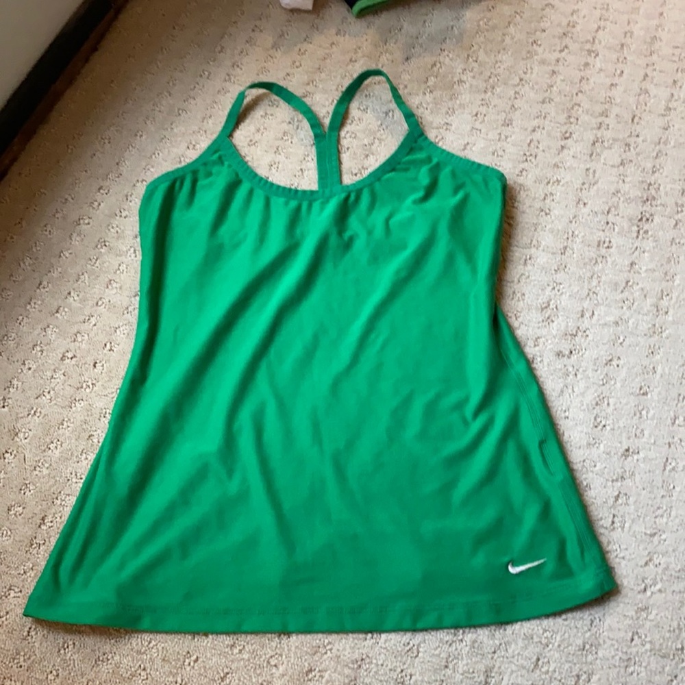 Nike drifit tank
